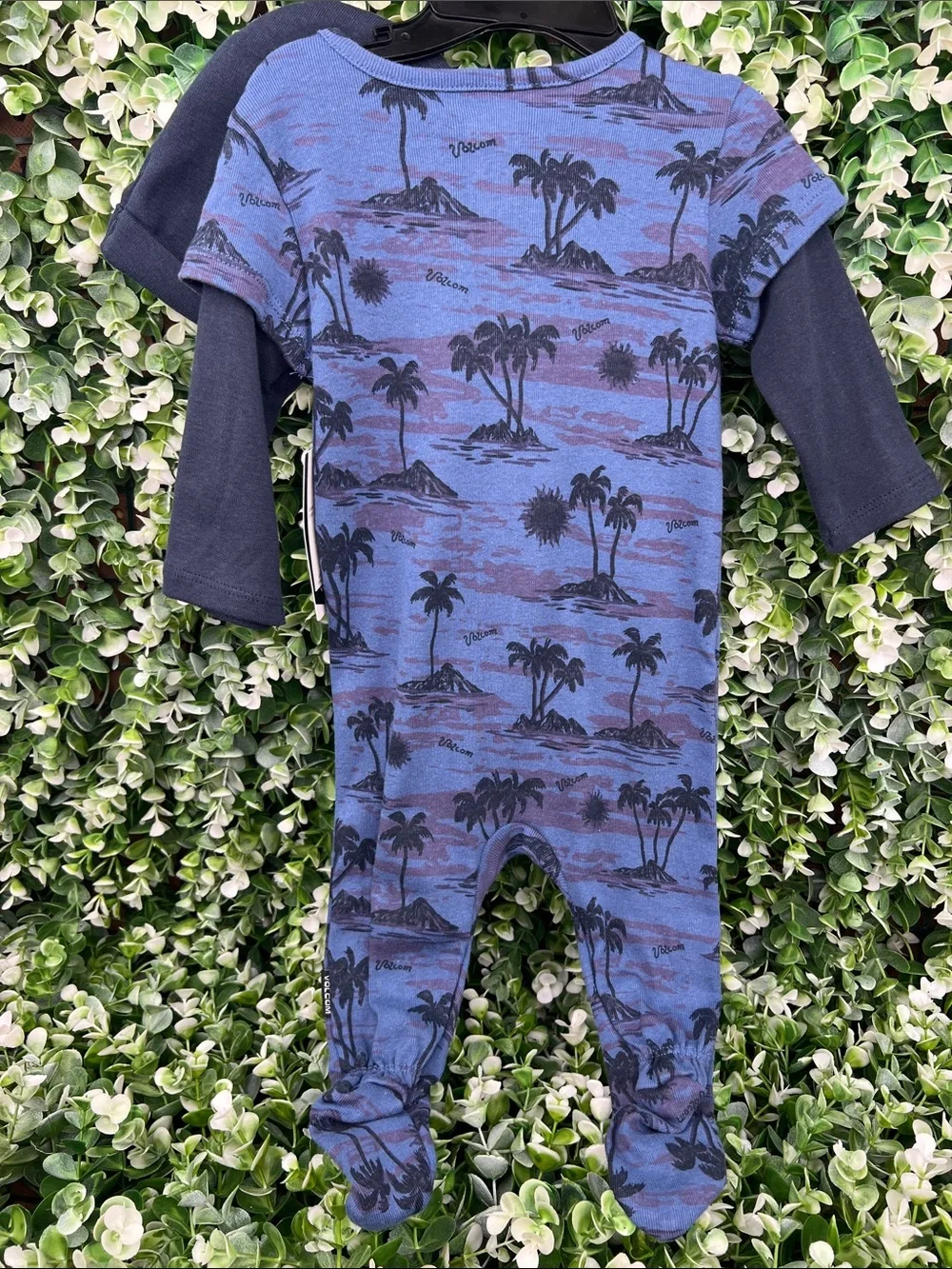 Volcom Baby Boy Palm Print Outfit with Matching Hat, 3/6M